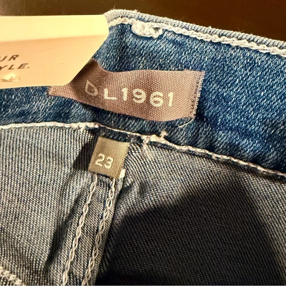 NWT DL1961 ‘Farrow’ Cropped High Rise Instasculpt Skinny Jeans in “Portage” 23